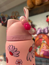 Load image into Gallery viewer, Mouse Inspired 32oz Owala Daisies Beaded Charm | Pink Mouse Tumbler with Silicone Beaded Charm
